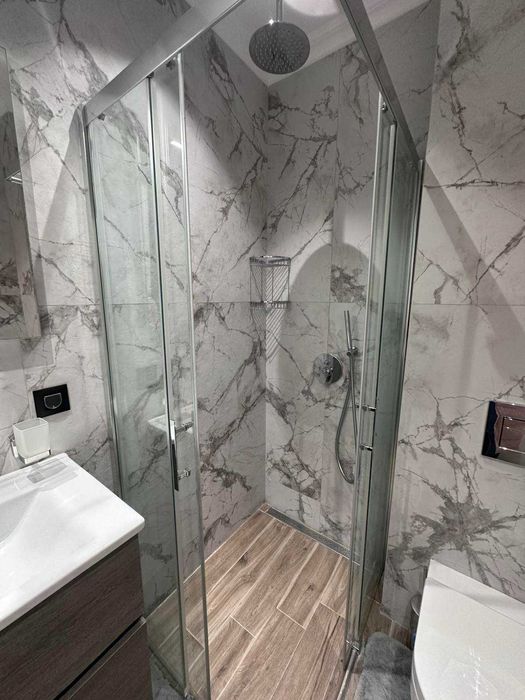 Луксозен двустаен апартамент в Смирненски с паркомясто