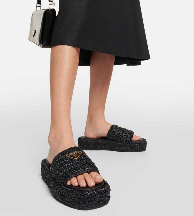 Дамски Чехли PRADA с висока платформа