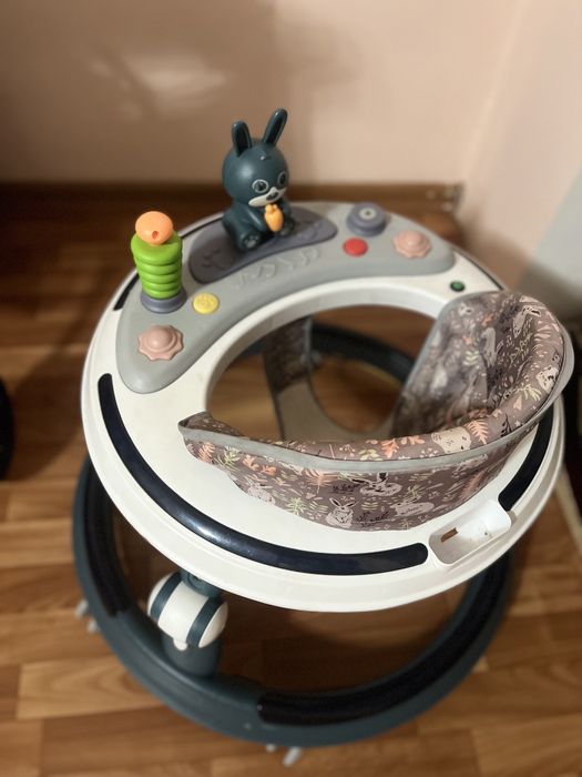 Ходунок почти новый рабочи