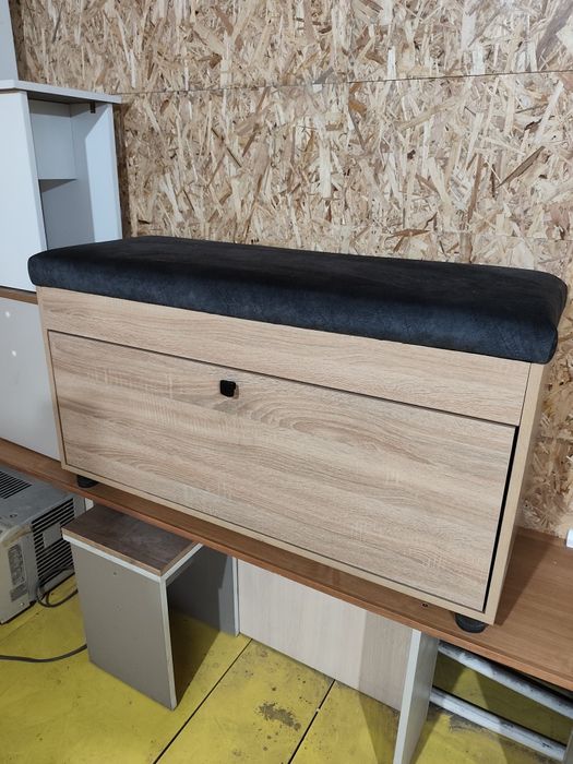 Продам обувница с крышкой