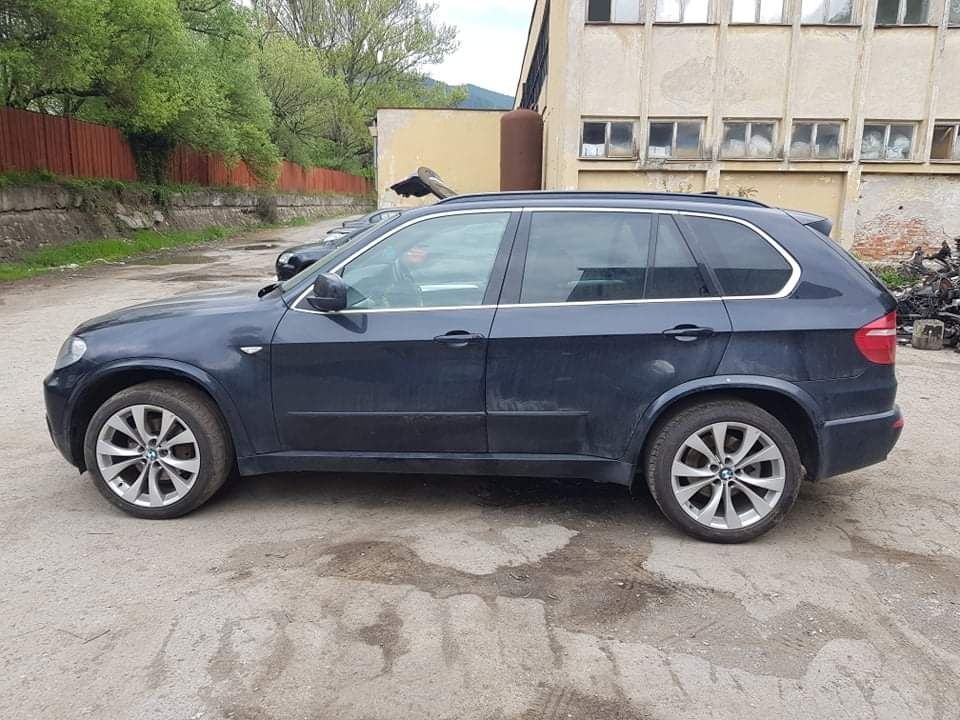 BMW X5 E70 3.0SD 286кс M sport пакет панорама HeadUp НА ЧАСТИ!