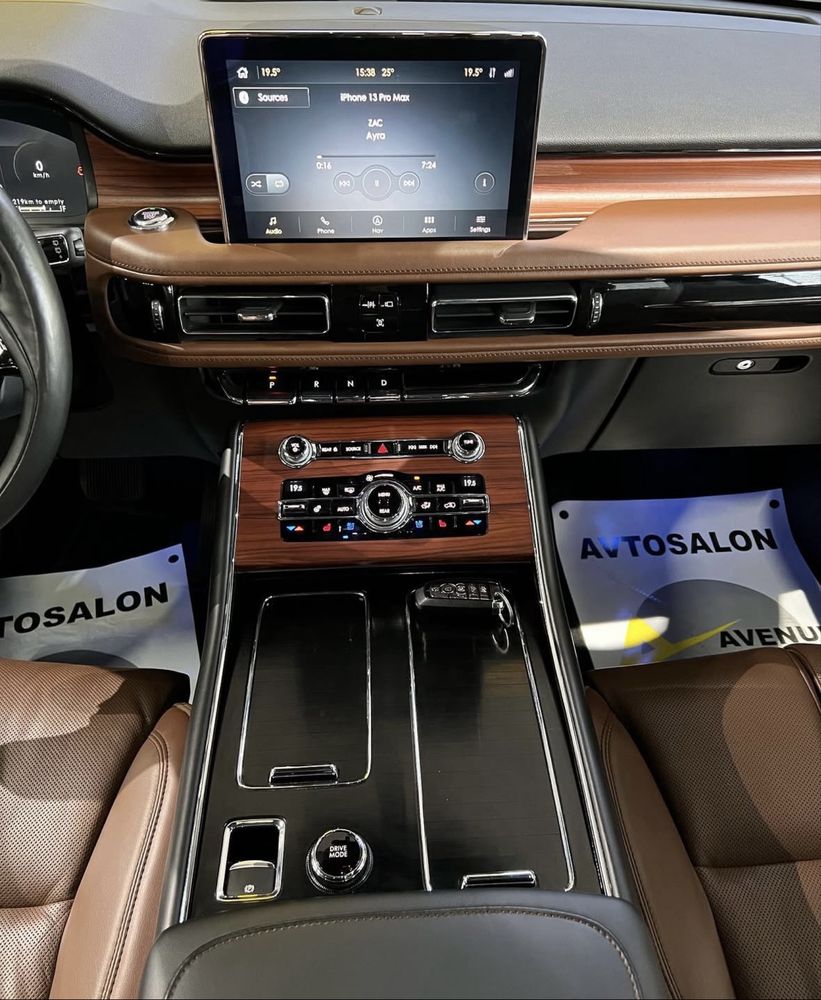 Продаётся Lincoln Aviator