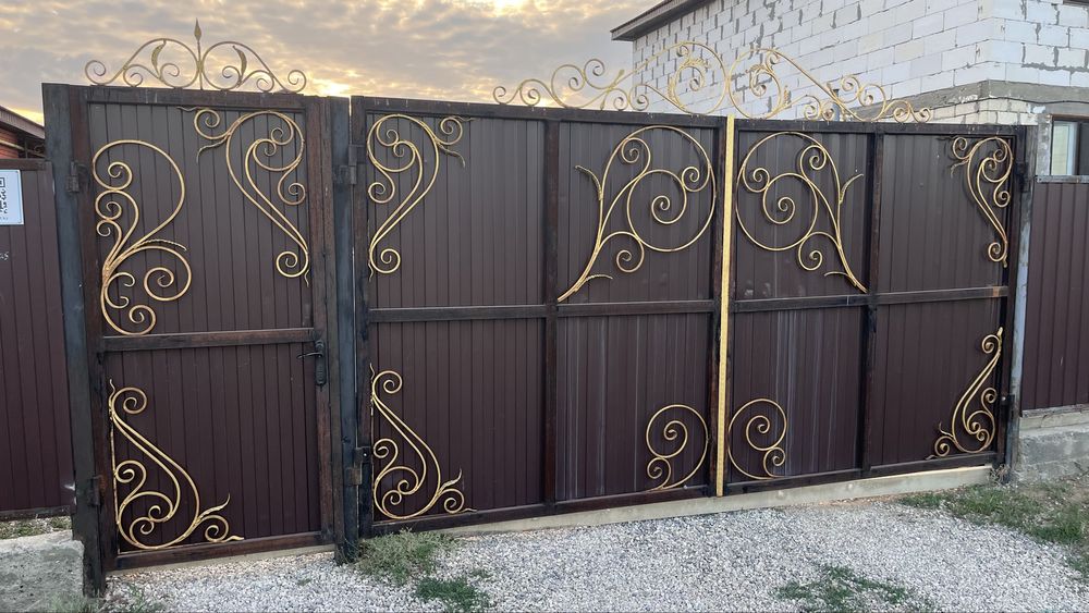 Продам ворота с калиткой