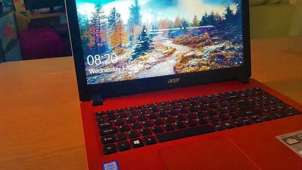 Лаптоп Acer Aspire 3, 4GB RAM, 750GB HDD + подарък