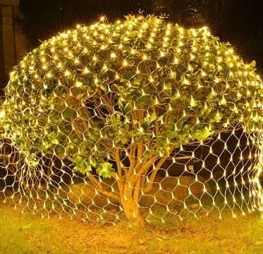 Красива коледна украса за дърво мрежа от лампи