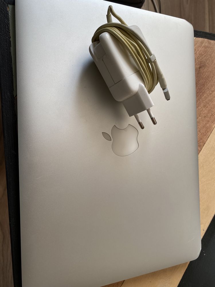 MacBook Air 13’ Core i5