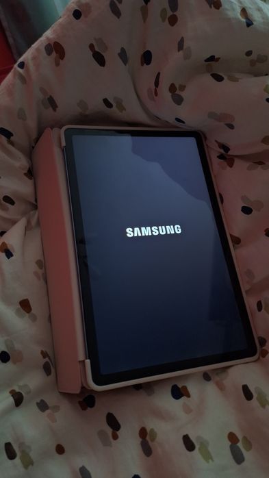 VÂND Tabletă Samsung S6 LITE 64 / 4 (gb]
