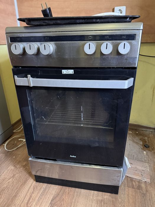 Продавам печка Amica