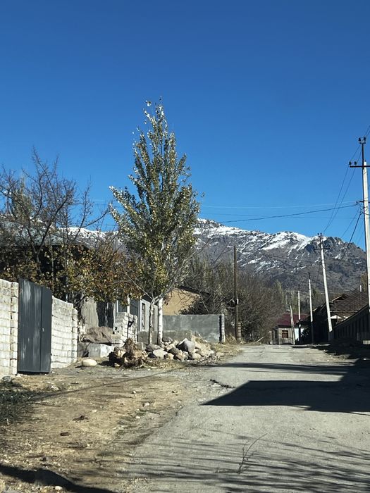 Oqtosh markazi- Soyliqda 6,5 soth er joy sotiladi priroda havosi zur.