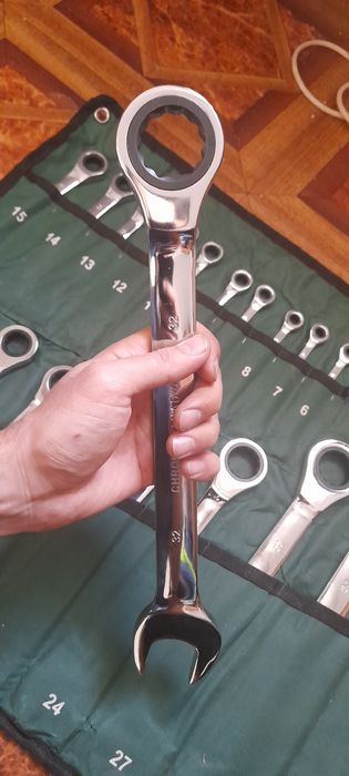 Набор ключей с трещеткой 6-32