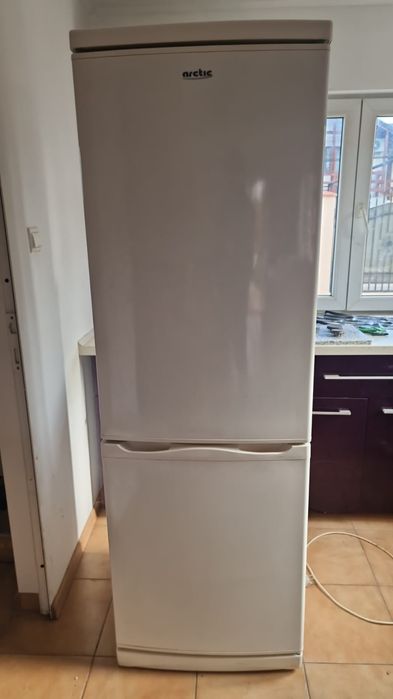 Frigider Combina frigorifica Arctic 300 litri