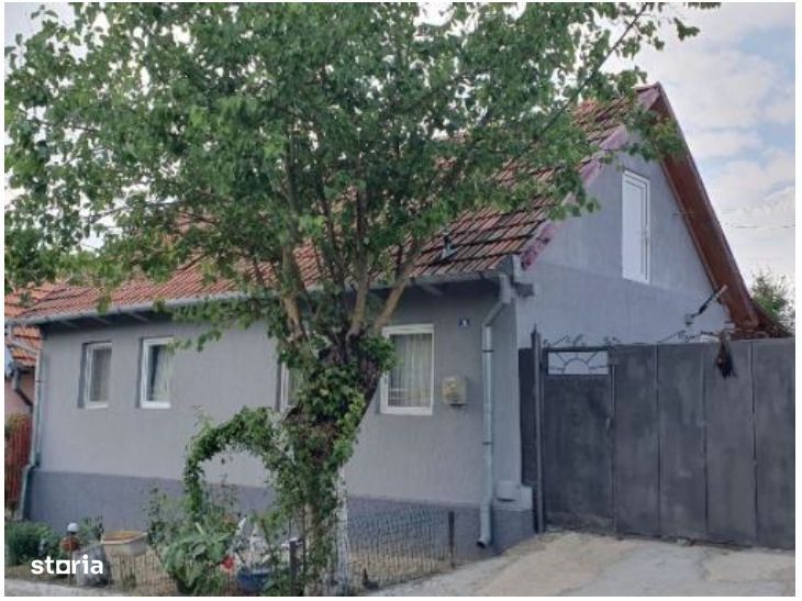 Casa si teren  comuna Forotic, judetul Caras- Severin