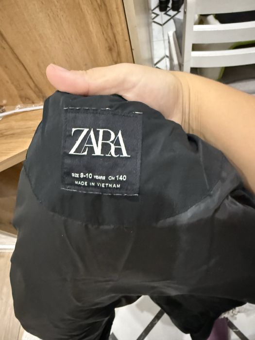 Зимняя куртка zara на мальчика рост 9-10 лет