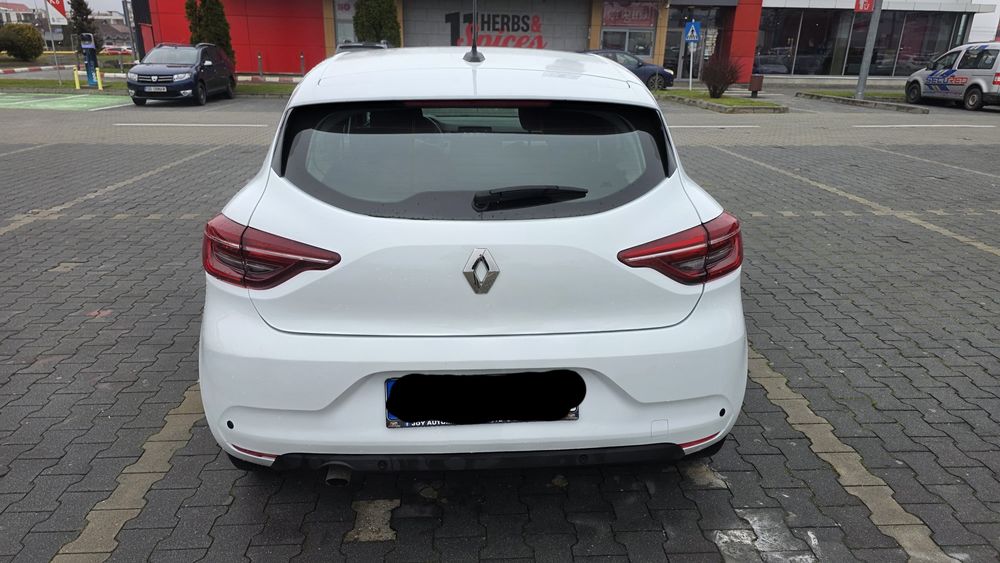 Inchiriez Renault Clio V 2022 Bolt/Uber Sibiu