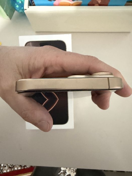 iPhone 16promax Disert titan, 256GB ,ёмкост 100%в идеальном состоянии
