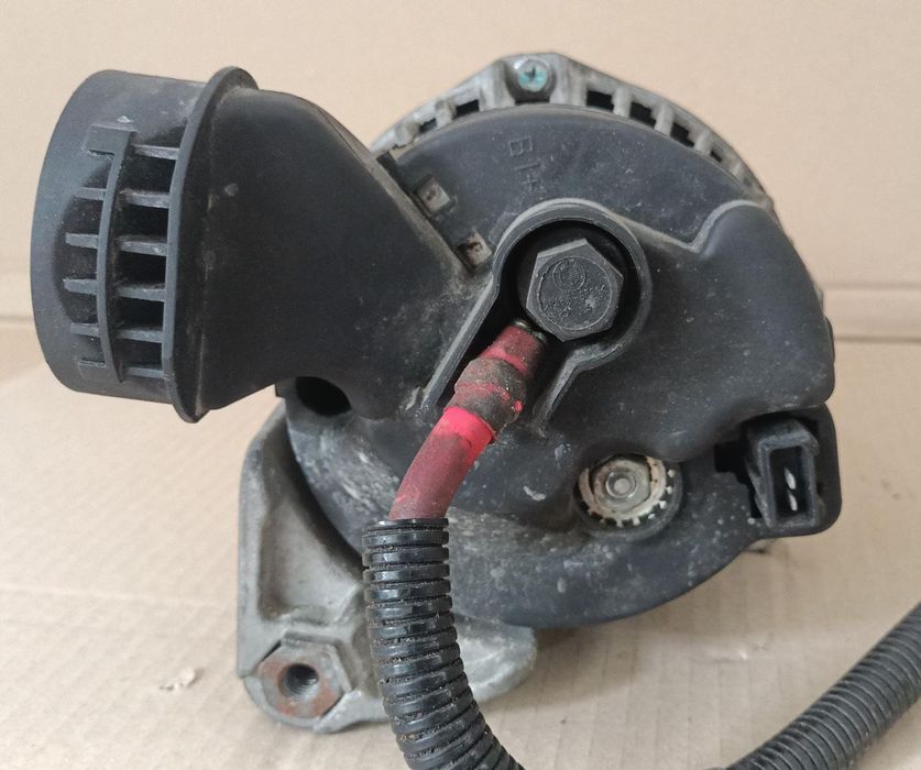 Alternator BMW e46 seria 320 benzina motor 2.2 170 cp