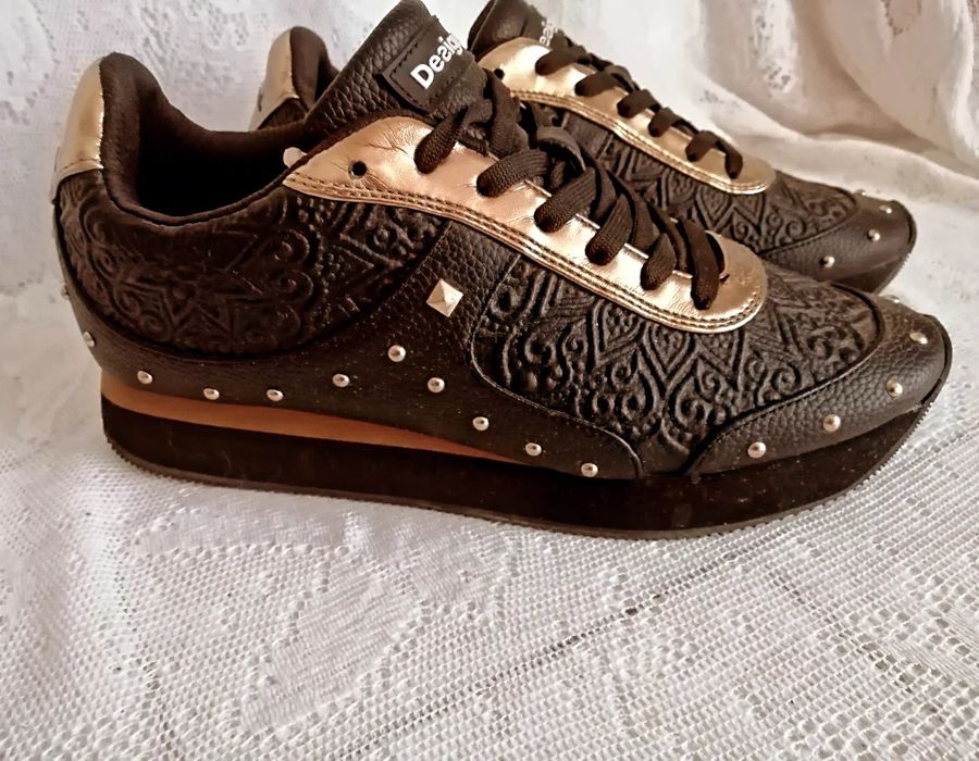 Дамски, спортно - елегантни обувки