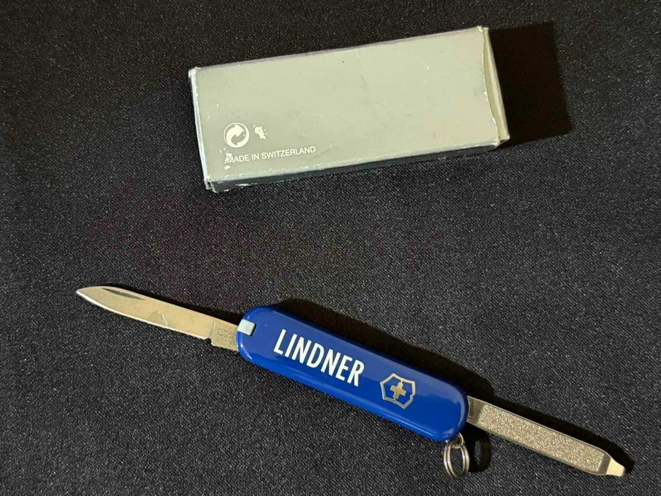 Швейцарски джобен нож Victorinox , нов продукт