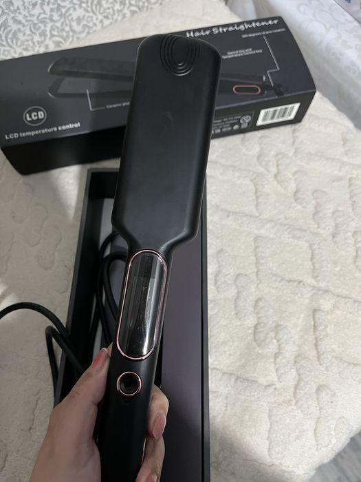 Продам утюжок цена 10 ка