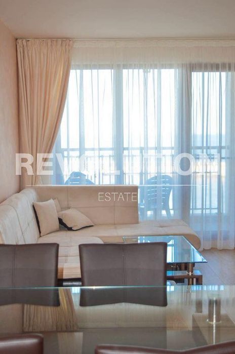 Двустаен апартамент в района на м-т Ален Мак!