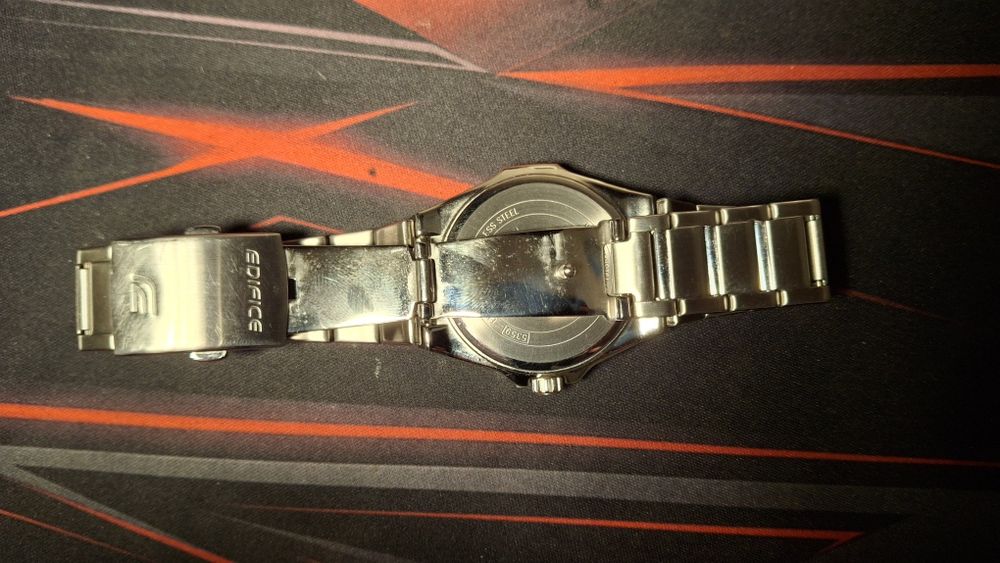 Часовник Casio Кварцов