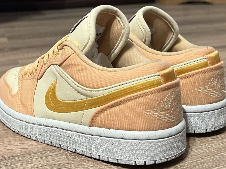 Jordan 1 Low Celestial Gold… marime 35,5