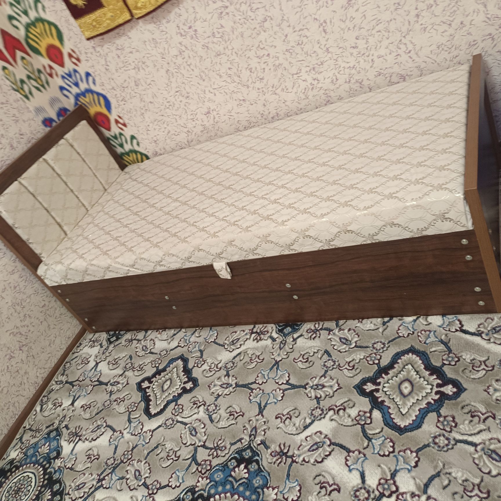 Кровать Янги сандукли