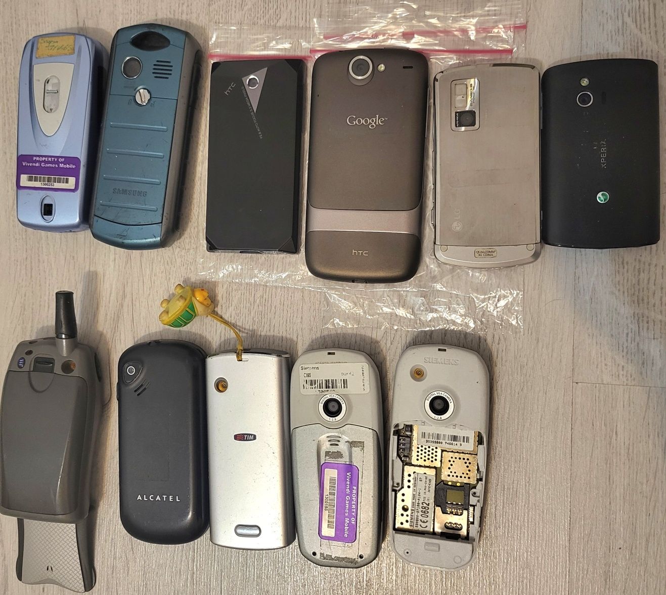 Telefoane de colectie LG , Samsung , Sony Ericsson , Motorola, HTC