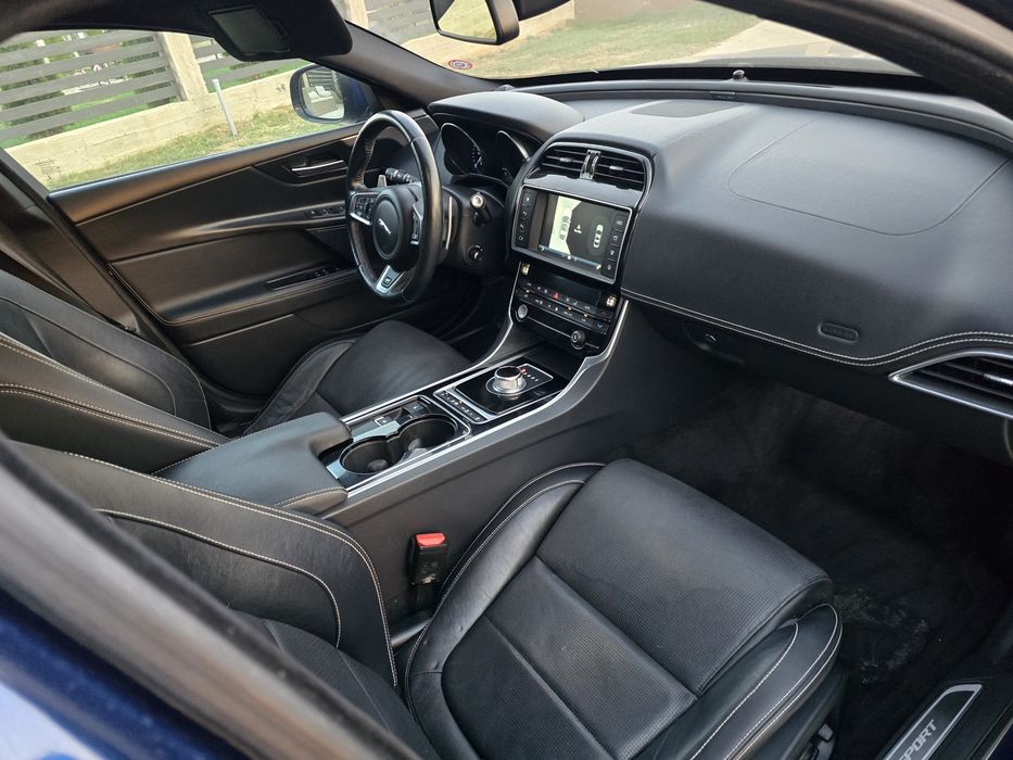 Jaguar XE An 2016