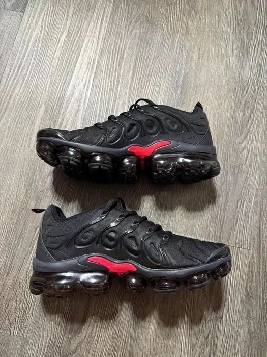 Nike Air Vapormax 44 noi/new