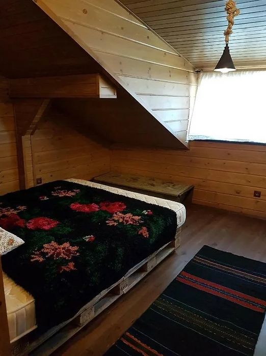 Дава се под наем Къща в Разлог - 180 кв.м за 229.5 € - Снимка #16