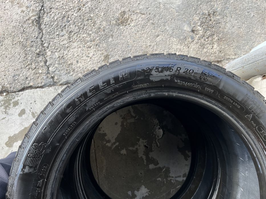 Гуми BMW X 5'6 спорт пакет 275.45.20,305.40.20