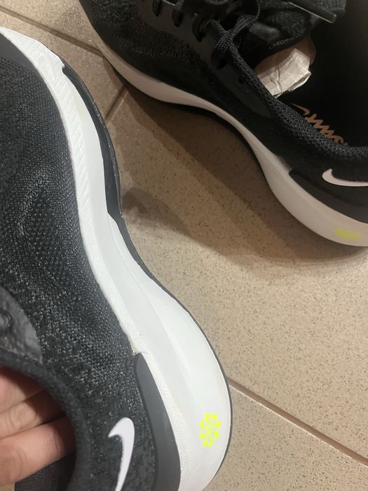 Nike нови и оригинални малотонки 39 размер