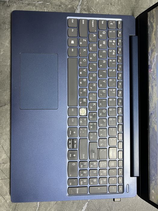 Lenova notebook, core i3