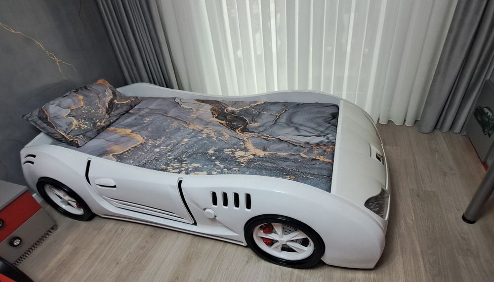 Vand pătuț copii masina curse