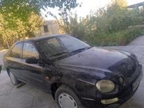Kia avtomobili sotuvda