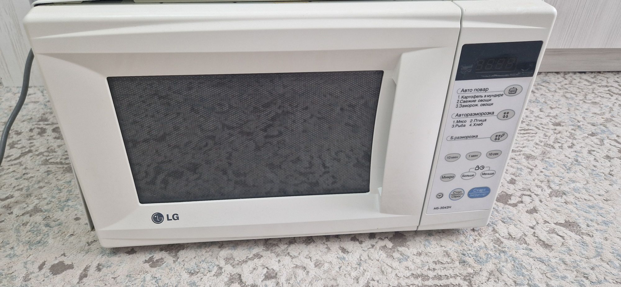Продам микроваолновку,не рабочая