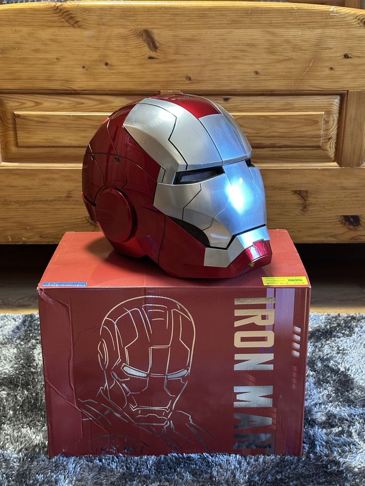 Iron Man Mark V каска