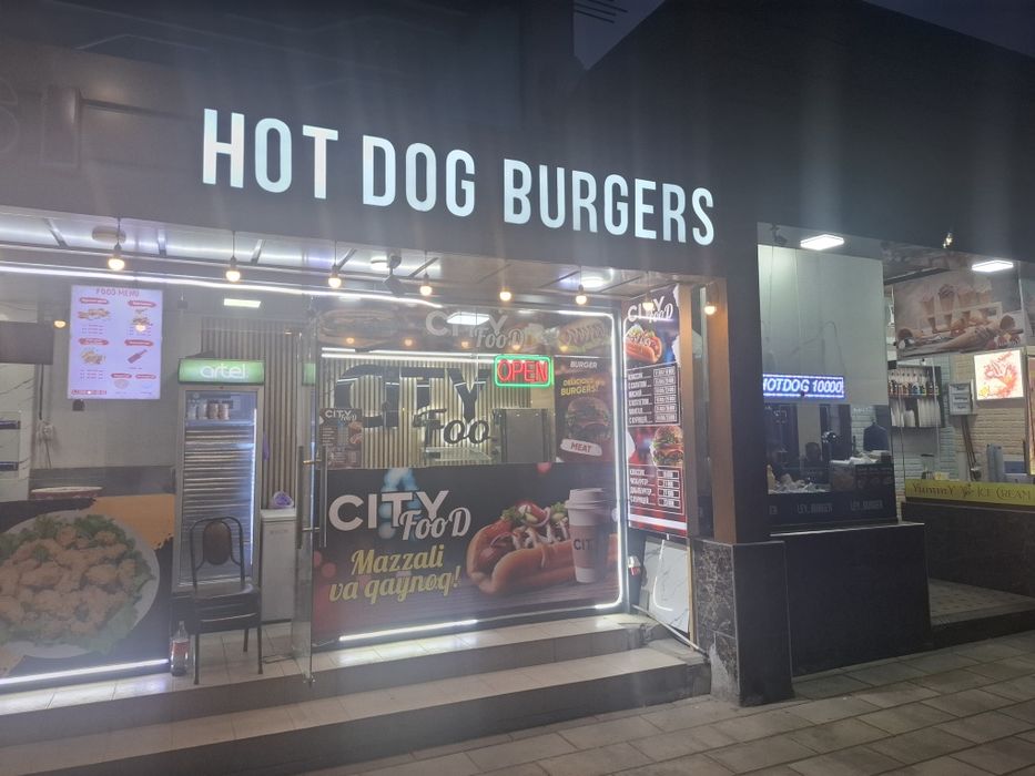 Продаётся или сдаётся в аренду готовый бизнес хот дог, лаваш, бургеры