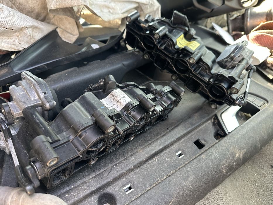 Galeria admisie cu motoras 059129086L Audi a4 b8 2.7