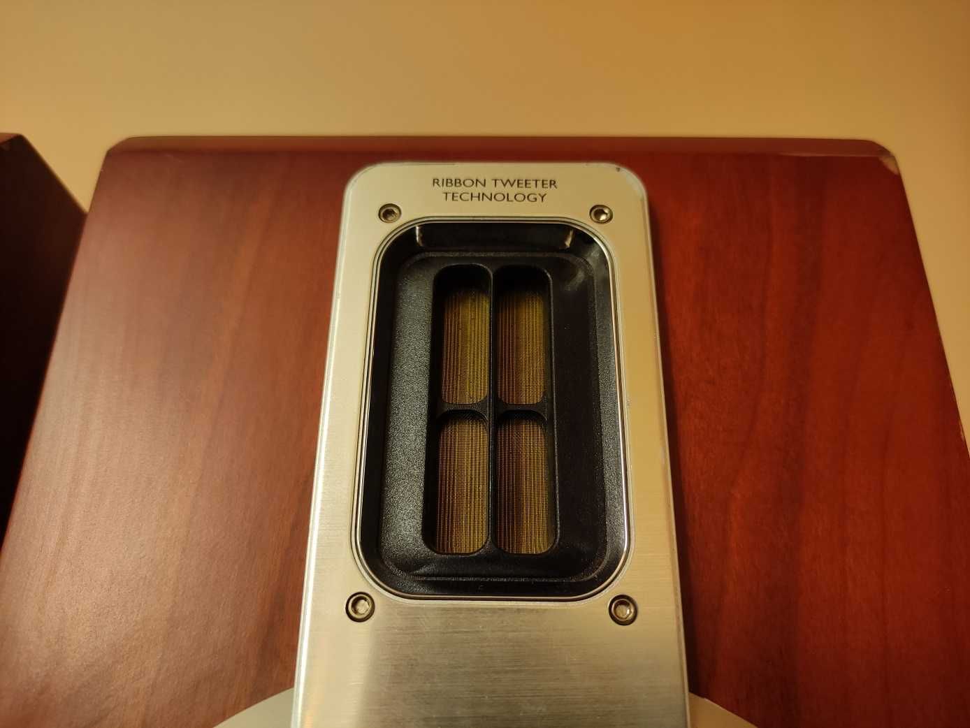 Тонколони PHILIPS MCD708, 4 Ohms, 2x50W RMS