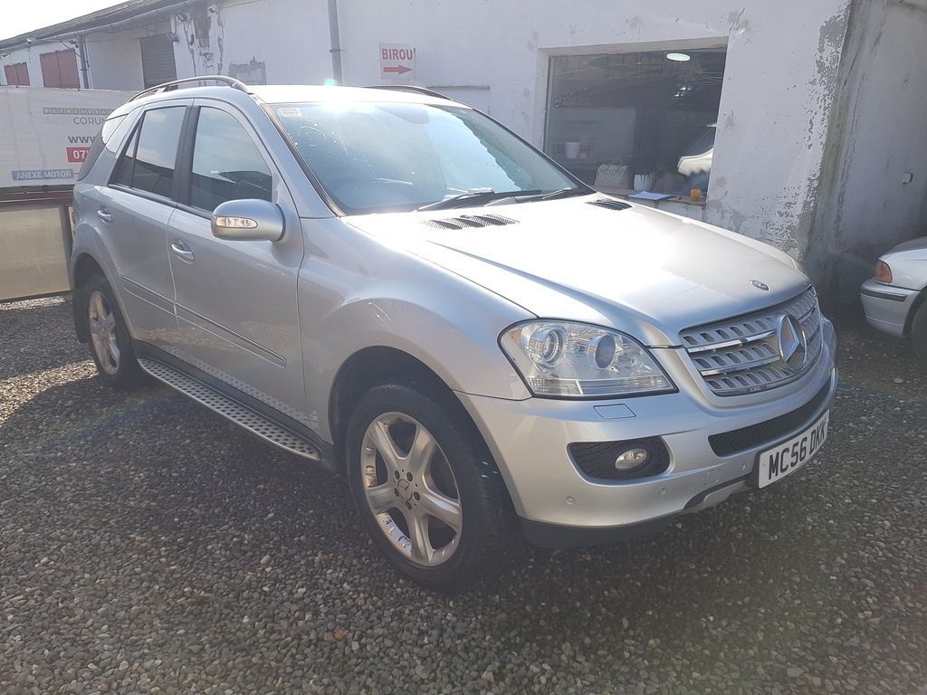 Dezmembrez Mercedes ML W164 3.0 D 2005-2009