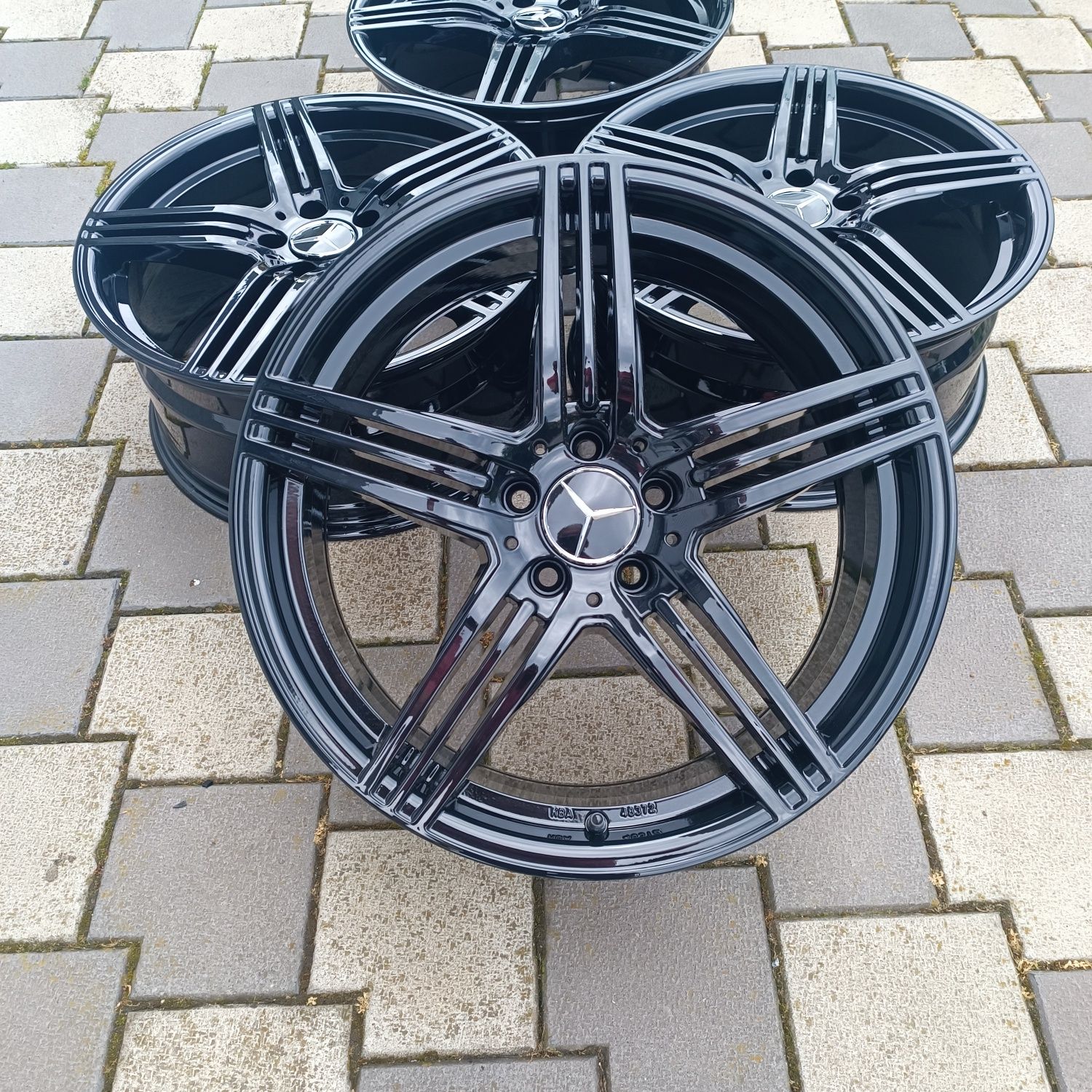 Jante Mercedes R19