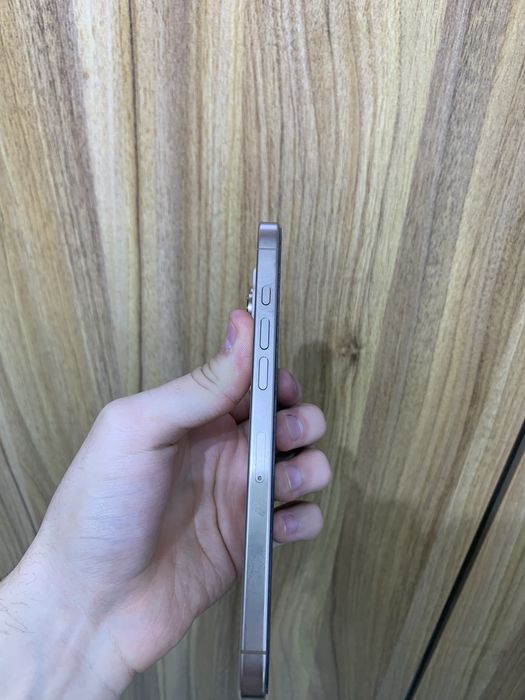 Iphone 16 pro max desert 256 gb 98%