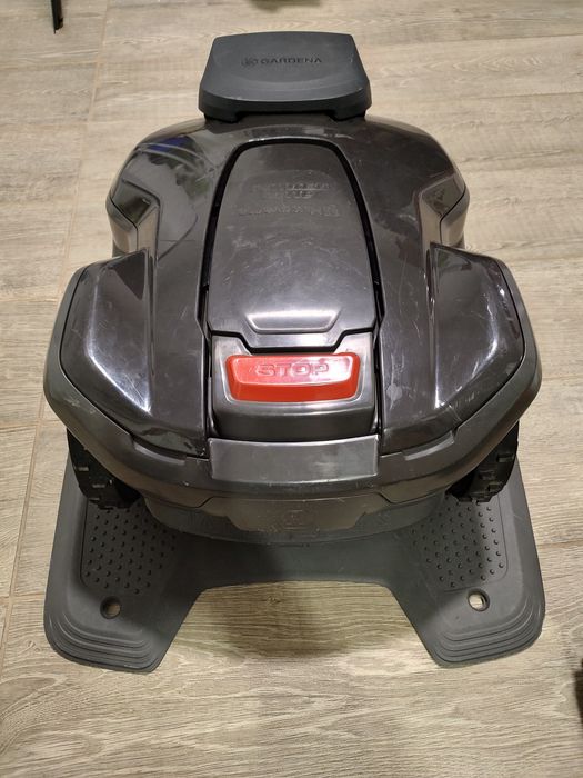 Husqvarna Automover 305 robot de tuns gazonul