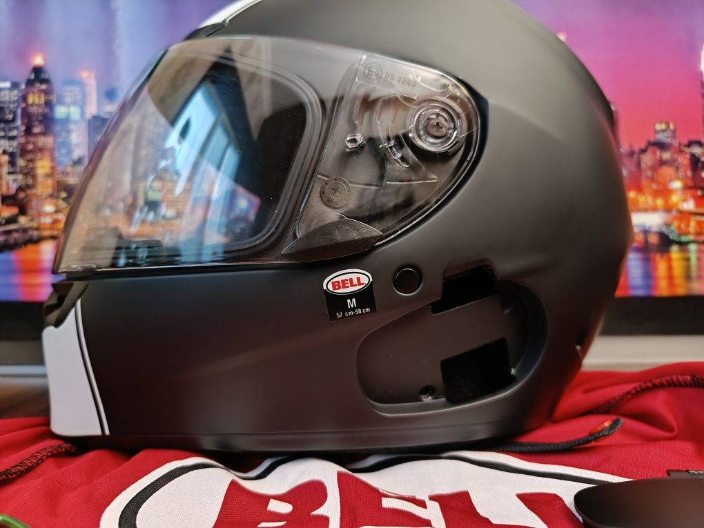Moто шлем от бренда BELL Qualifier DLX