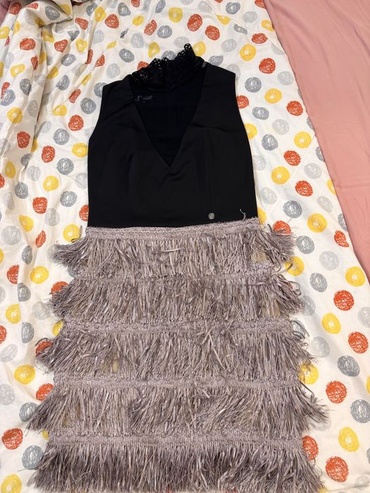 рокли и якета и други интересни неща