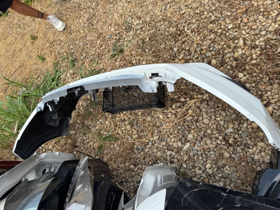 Bara fata + grile Dacia Logan 3 2020/2021/2022/2023