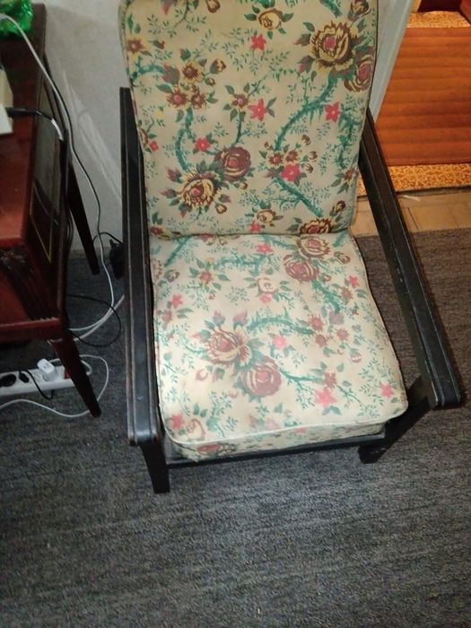 Donez mobilă veche Iasi