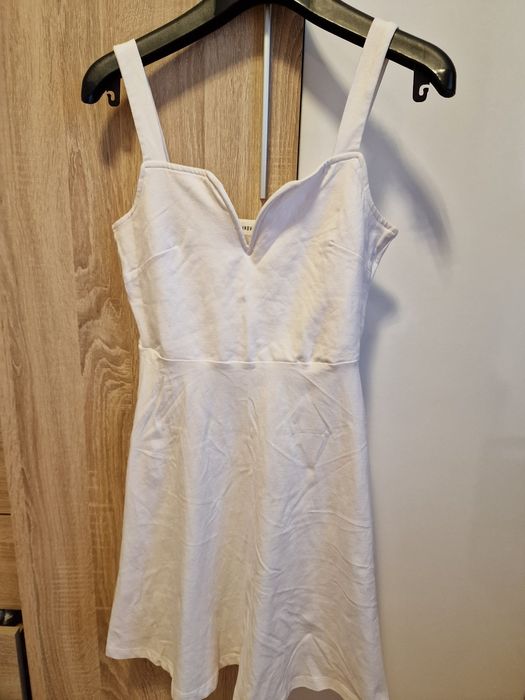 Rochita alba scurta, mărimea XS